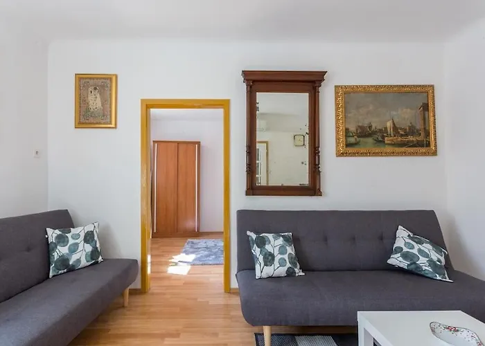 Sogaro Apartamento *