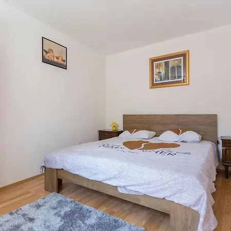 Apartment Sogaro *